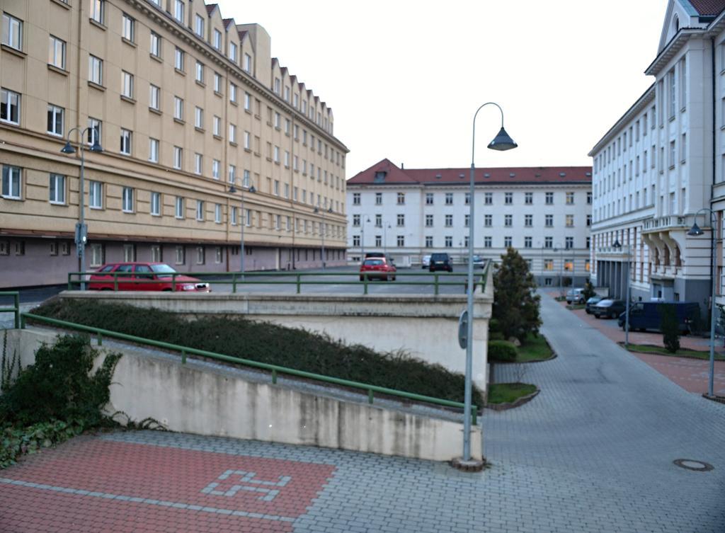 Masarykova Kolej Hotel Praga Exterior foto